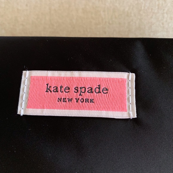 NWT Kate Spade Sam Nylon Cosmetic Bag - Picture 2 of 4
